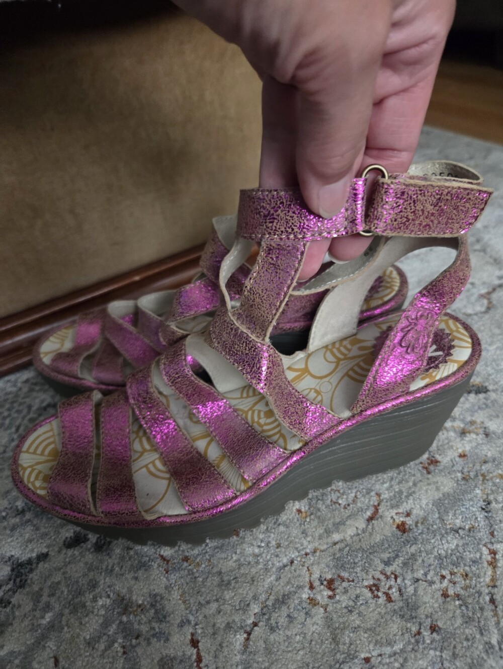 Fly London Leather Metallic Pink Strappy Wedge Sandals Size 39.